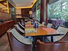 -岷山饭店-芝芝自助餐厅