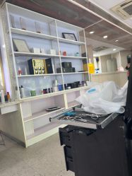 -PE SALON