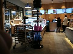 -巴黎贝甜(大宁国际商业广场店)