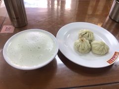 -陈寔包子王·卤煮小肠·京味小吃(龙潭店)