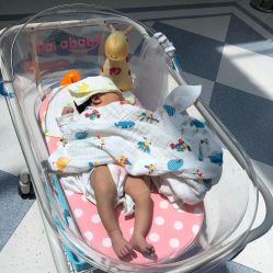 -盈月阁母婴护理中心·月子中心·月嫂育儿嫂