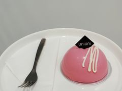 红浆果半球-UNI UNI(环亚凯瑟琳店)