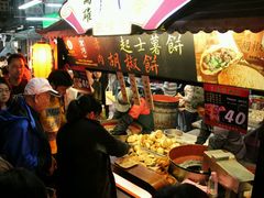 -六合夜市