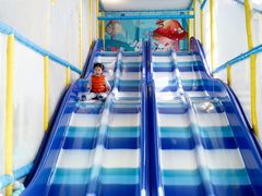 -蒙特利亲子乐园