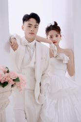 -芭莎视觉婚纱摄影(花溪店)