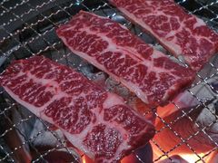 -山川小町·极番烧肉(新地假日广场店)