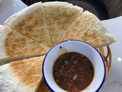 -丹水桥地锅鱼·翘嘴鲌·地方特色全鱼宴(丹江口大坝店)