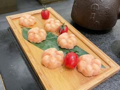 猫爪虾滑-湊湊火锅·茶憩(打浦桥日月光店)