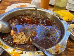 -乡土特色.冷锅鱼.牦牛肉汤锅