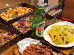 -老东镇啤酒屋海鲜加工·蒸汽海鲜·海鲜烧烤(台东店)