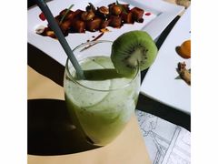 -穹六人间 people 6(岳阳路店)