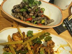 -喝丢一只鞋海鲜烧烤·海肠捞饭(东关街店)
