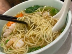 一打鲜虾鱼汤面-康师傅私房牛肉面(马泉营奥莱店)