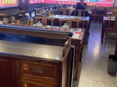 -川流不息·地道川菜·小龙虾(新松江路店)