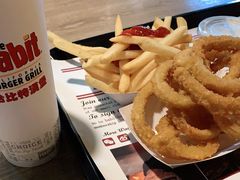 -The Habit Burger Grill 哈比特汉堡(复兴soho店)