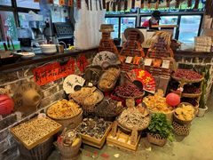 -周小明火锅(黑金冠社区店)