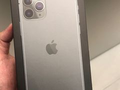-Apple零售店(华贸购物中心店)