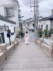 -一揽芳华汉服旗袍体验馆(拙政园店)