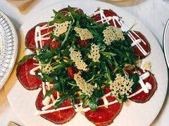 威尼斯风味生牛肉薄片配芝麻菜-IL TEATRO 精品意大利餐厅