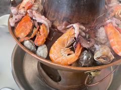 -一口猪海鲜浑锅·东北家常菜