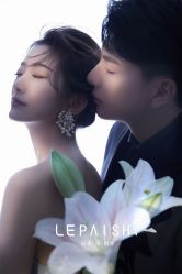 -乐派诗婚纱摄影