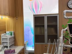 -上海仁爱医院口腔科 · 种植