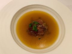 伊比利亚火腿牛肝菌法式鸡肉清汤-蝶舍·MAISON PAPILLON