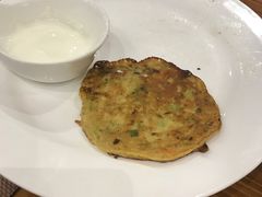 西葫芦饼配酸奶-TUK土耳其餐厅·下午茶(卢湾店)