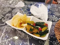 -八两八金·莱芜特色炒鸡(市南漳浦路店)