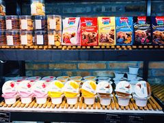 面包甜点陈列柜-多乐之日(和平伊势丹店)