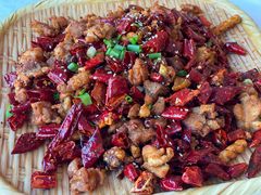 重庆辣子鸡-鑫巴蜀小镇 · 水煮鱼专研店(玉桥店)