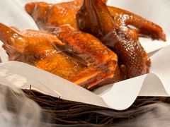 招牌乳鸽-虾饺妹·粤式茶餐厅(荟聚店)