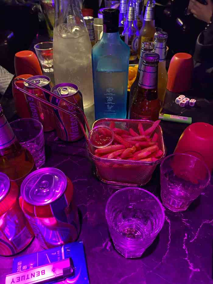 weco(珠江道店)-"78首先感谢大众点评和weco·live .