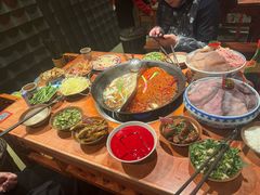 -周小明火锅(黑金冠社区店)