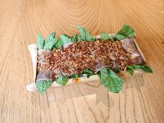 薄荷牛肉卷-一坐一忘云南菜(三里屯店)
