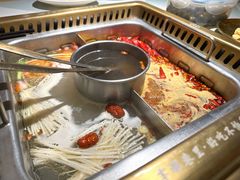 现钞底料人气鸳鸯锅-雾都渣渣火锅(南城智汇城店)