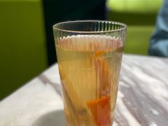 竹蔗马蹄水-汤城小厨•粤菜•靓汤(西直门凯德MALL店)