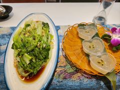 -刘姐啤酒鱼民族演艺餐厅(西街总店)