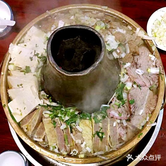 震龙羊肉馆