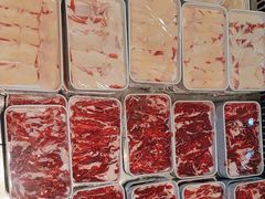 -杨老板·海鲜集市火锅·鲜切牛肉(中防万宝店)