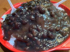 红豆巧克力酸磨糕-王中王刨冰