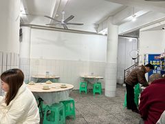 -洪霞餐馆