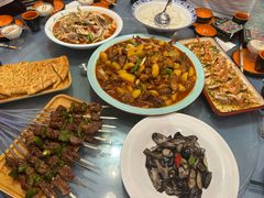 -乡村馕坑肉·烧烤·新疆菜·本地人更爱吃(阿勒泰首店)