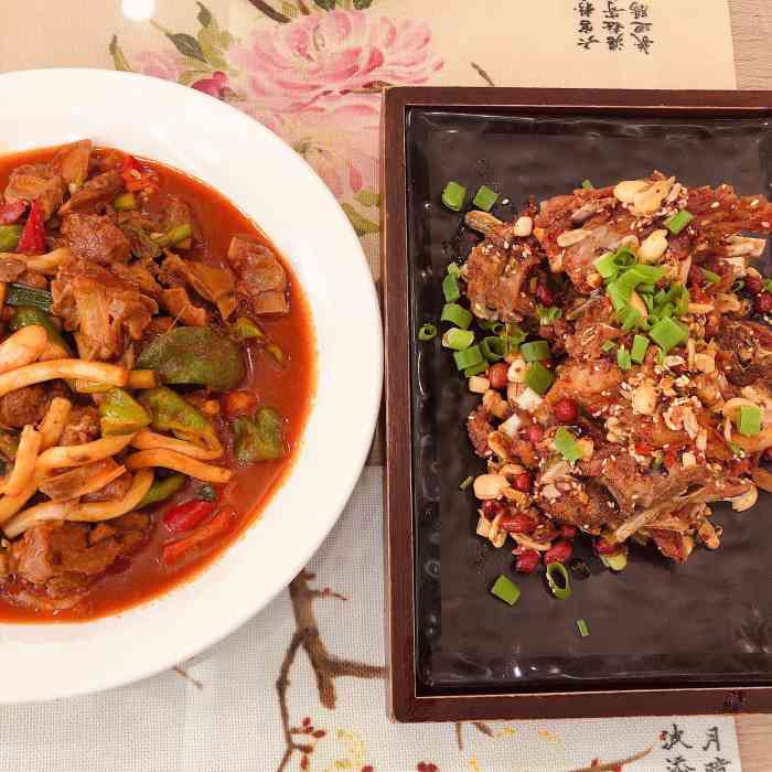 金叶子餐饮-"到中卫的第一餐.本来打算好的餐厅昨天看.