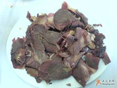 好吃带点点筋的驴肉，，哇塞！-王胖子驴肉火烧(鼓楼店)