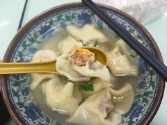 咸蛋黄馄饨-食惠里小笼包面馆(越秀店)