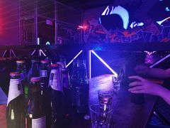 -UP嘻哈酒吧(粉巢店)