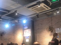 等位区-五里关火锅(牛市口店)