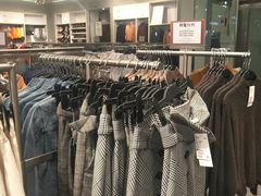 -H&M(鹏欣水游城店)