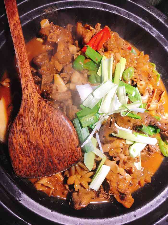 鸽子烧牛鞭(汉阳店)-"老公被他同事带去吃～各种夸～昨天一试果然.